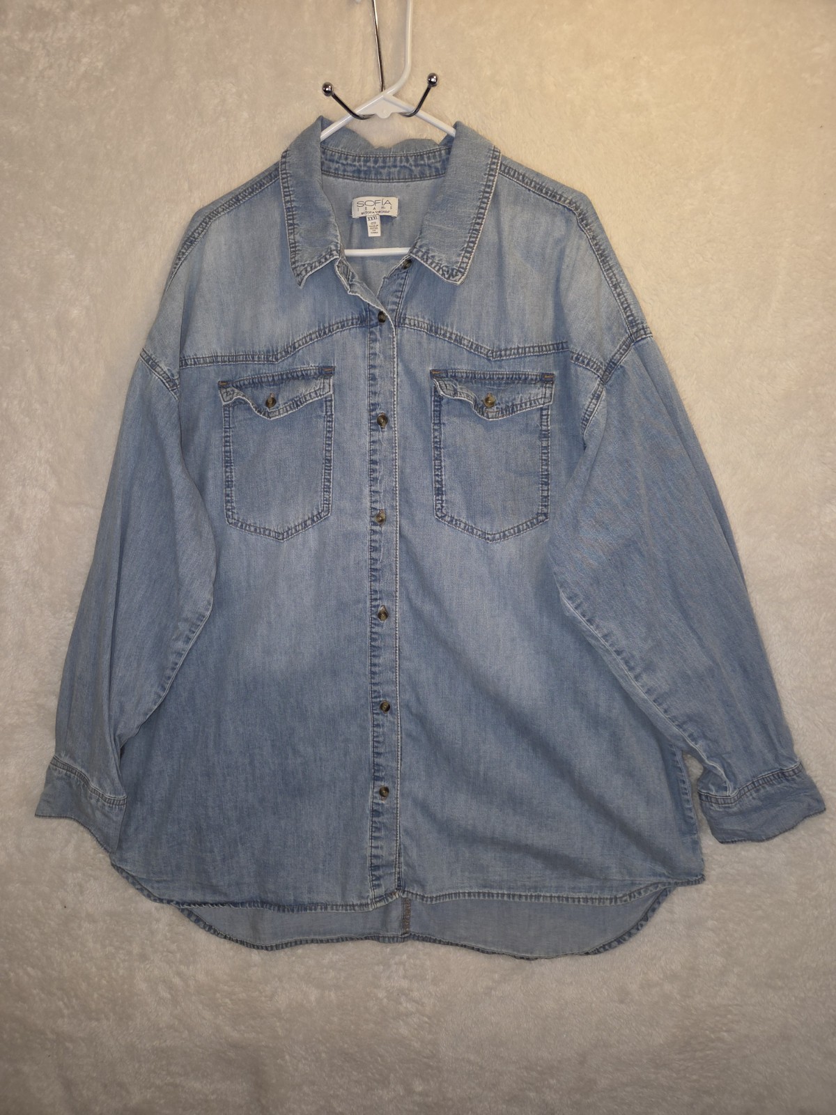 Womans Sofia jeans by Sofia Vergara Button Up Blu… - image 1