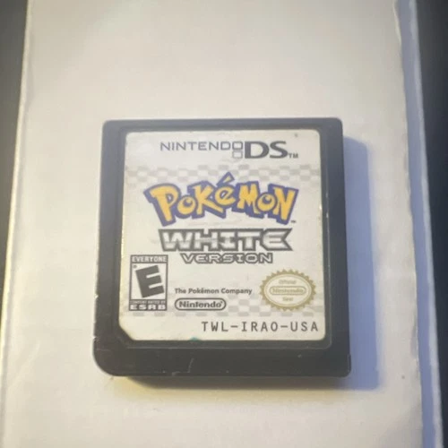 Pokemon White Version Nintendo DS Game Cartridge NTSC-U/C