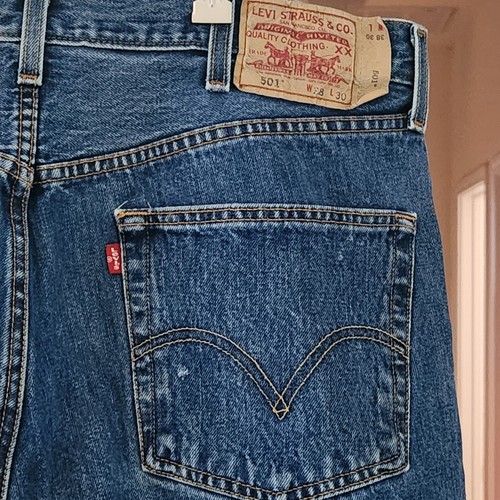 Hermosos Jeans Azul Vintage Levi's 501 XX 38W (38") 30L (29.5") Hechos en México - Imagen 3 de 10