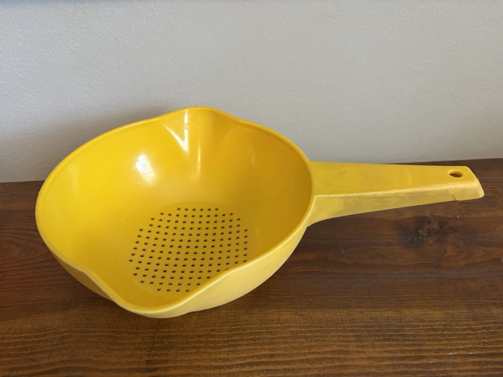 Tupperware Yellow Strainer Colander Vintage With Handle