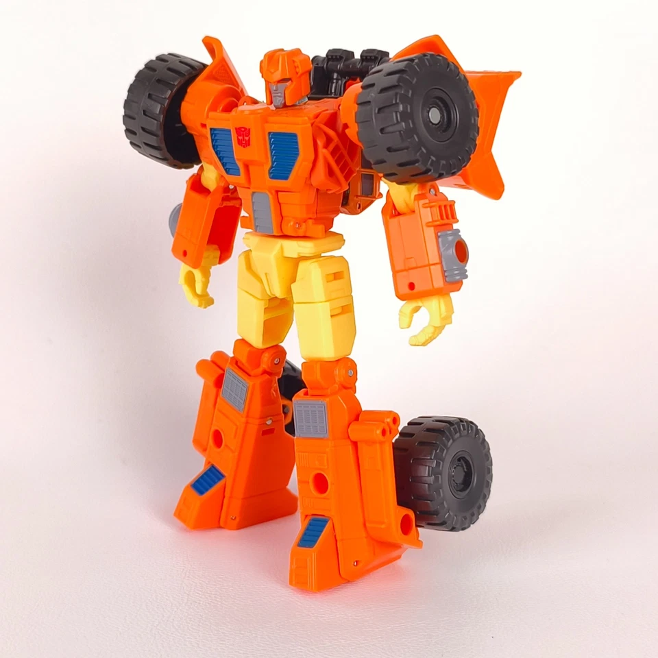 Transformers Autobot Scoop Complete Generations Deluxe Class Holepunch Caliburst - Image 3 of 4