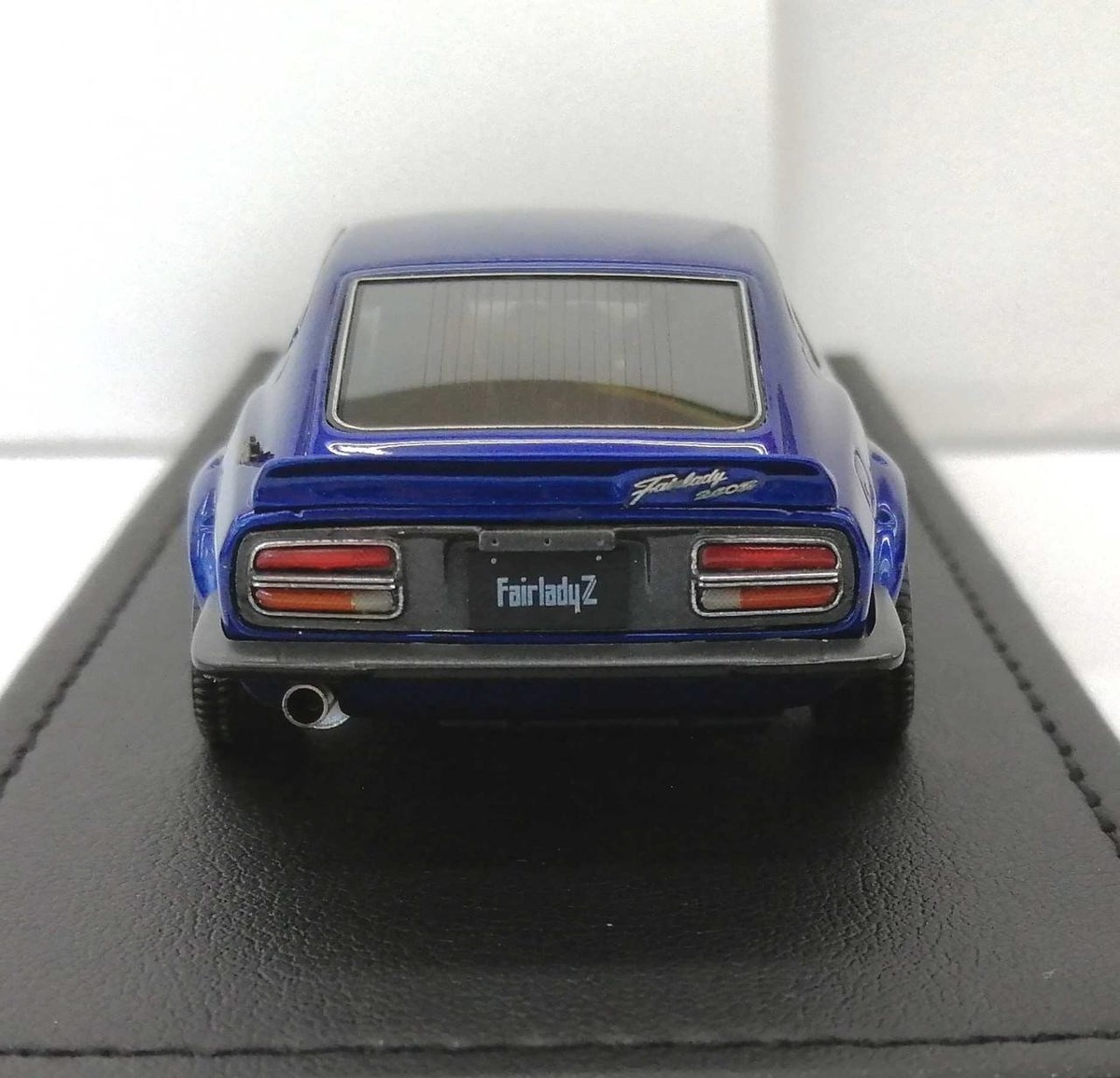 ignition model IG0145 1/43 Nissan Fairlady Z-G (HS30) Blue