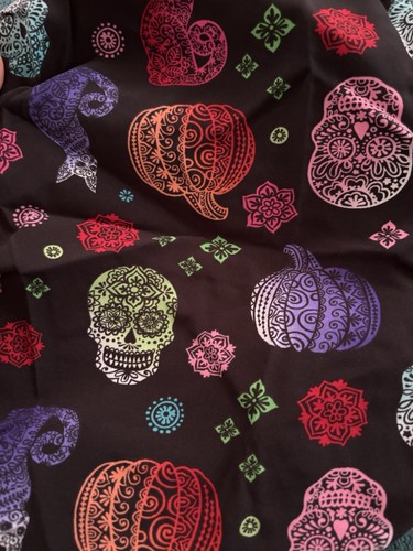 Skulls Cats Pumpkins Unisex /Chemo Surgical Scrub Hat/Cap Zoe & Chloe New W/ Tag - Picture 8 of 8