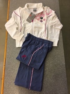 tuta nike bambina 10 anni