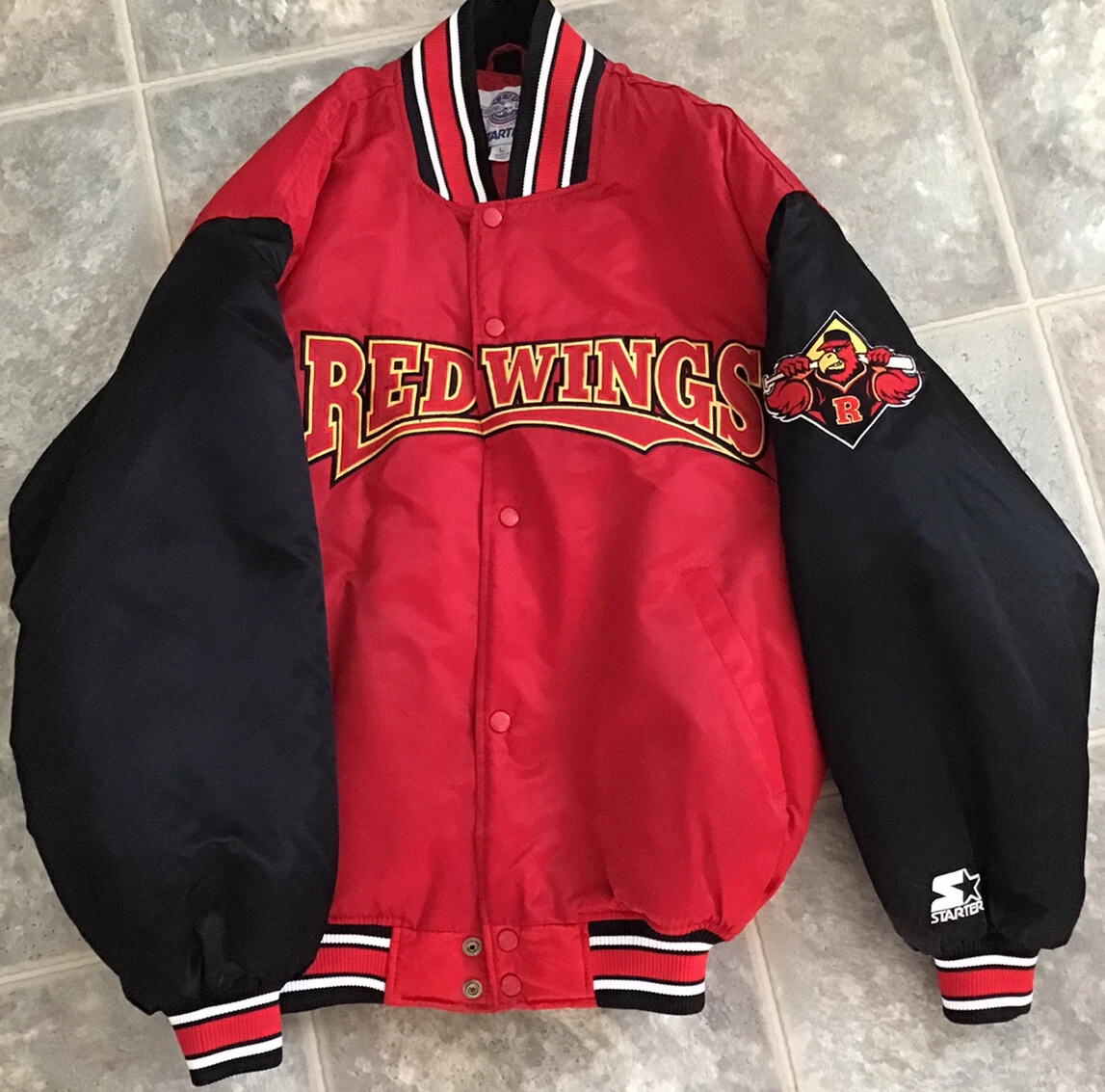 ROCHESTER NY RED WINGS VINTAGE BASEBALL STARTER JACKET