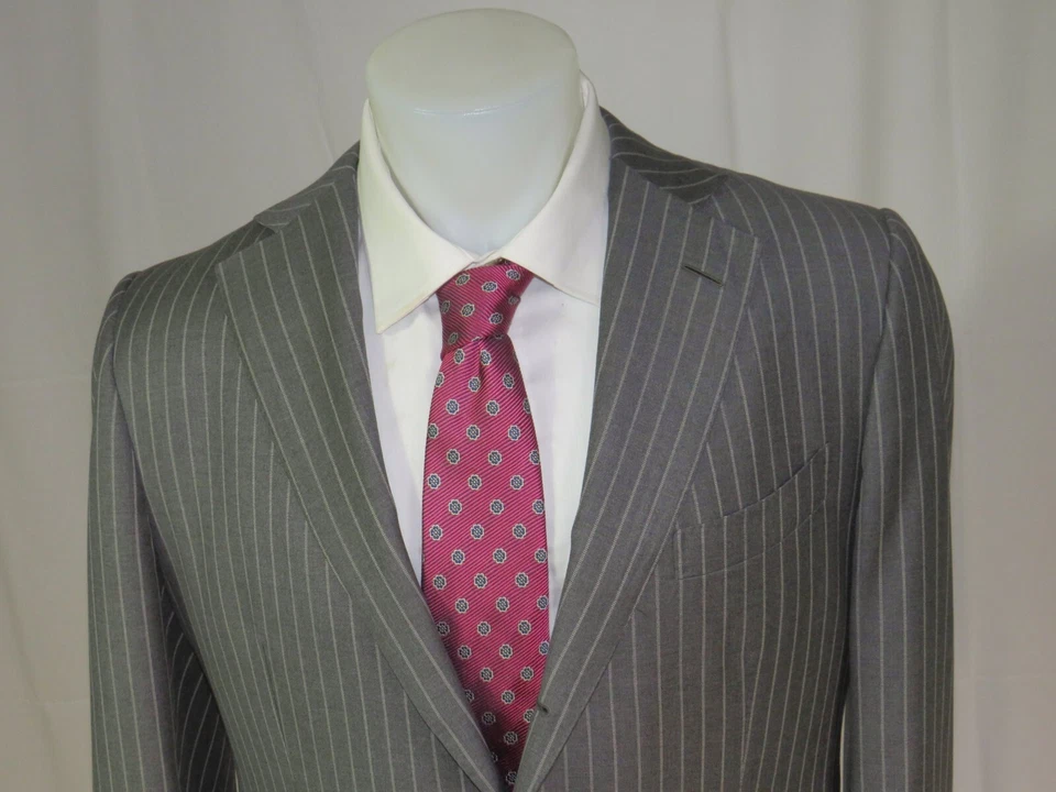 Tom Ford Basic Base B Gray Striped Flat Front Three Roll Two Suit 46R - Image 4 of 4