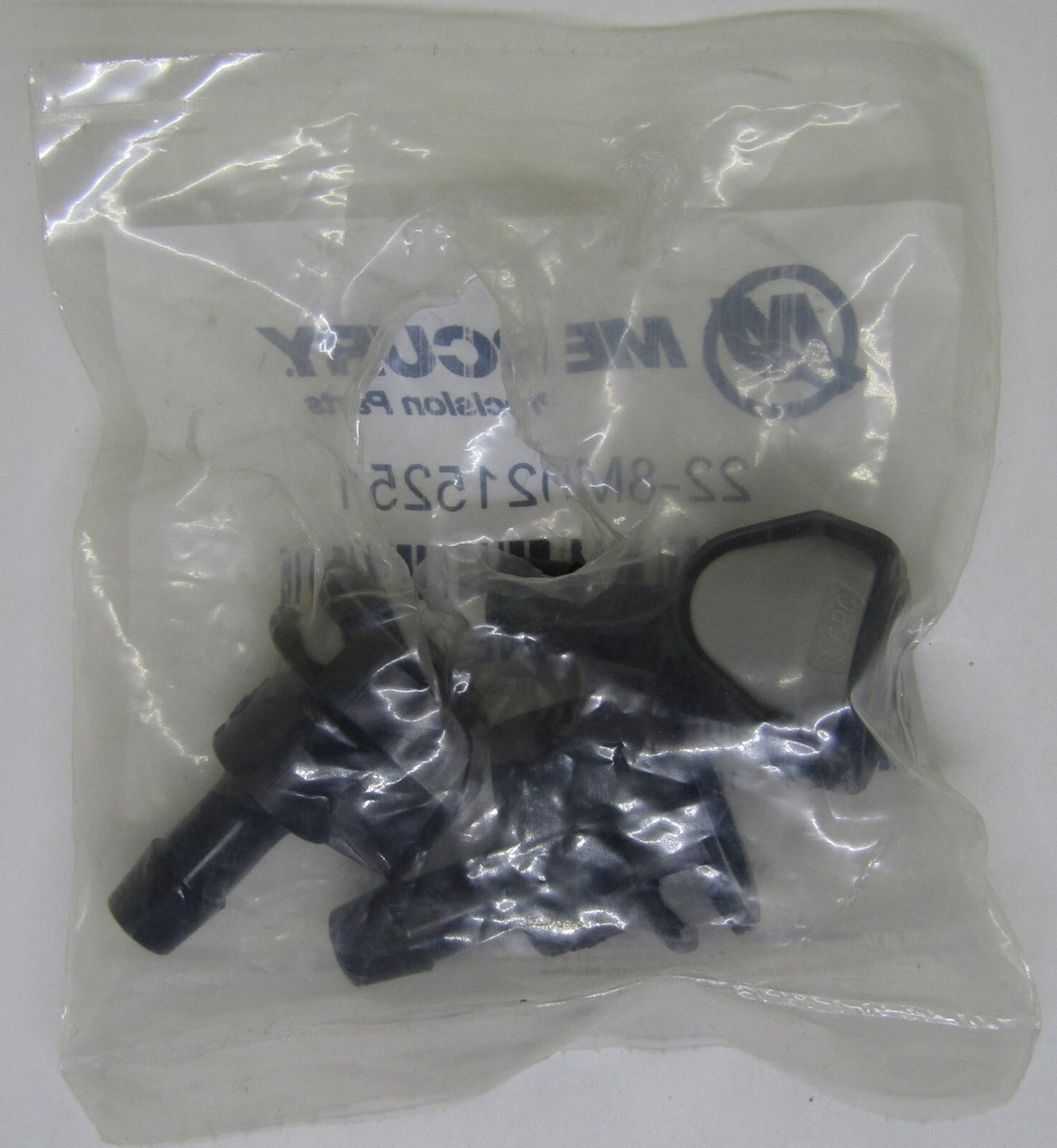 Quicksilver/Mercury Connector, Straight 22-85822 | Express Marine