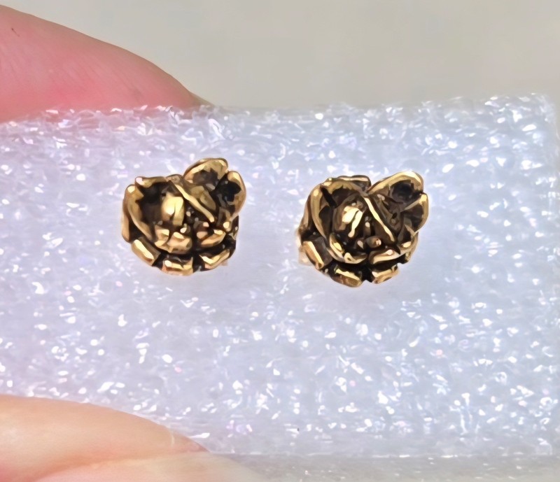 Child's 14k Yellow GOLD 1/4" ROSEBUD 3 Dimensional Stud EARRINGS .6g