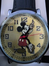 Disney Mickey Mouse large faced watch NWT