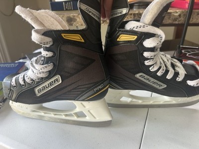 Bauer Supreme ONE20 Youth 2R USA (Shoe size 3 USA/ 35 EUR) Ice Hockey Skates EUC
