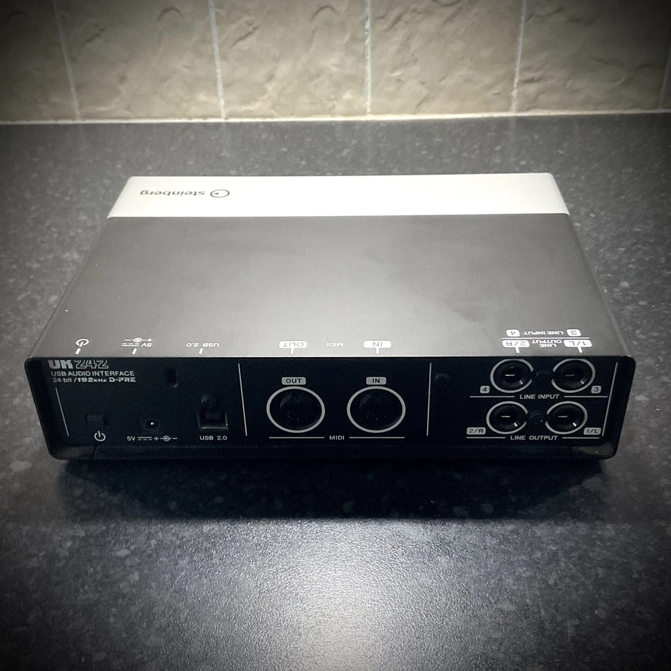 Steinberg UR242 Audio interface - Midi - Image 3 of 4