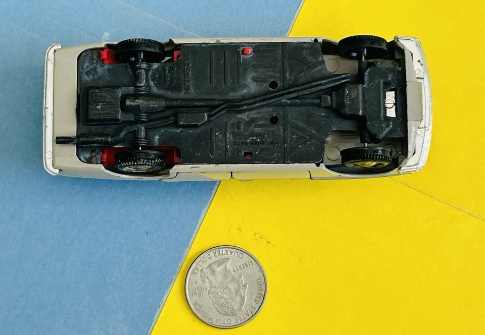 Vintage MARKLIN MERCEDES BENZ 250 Gray 1:43 Germany - Image 4 of 4