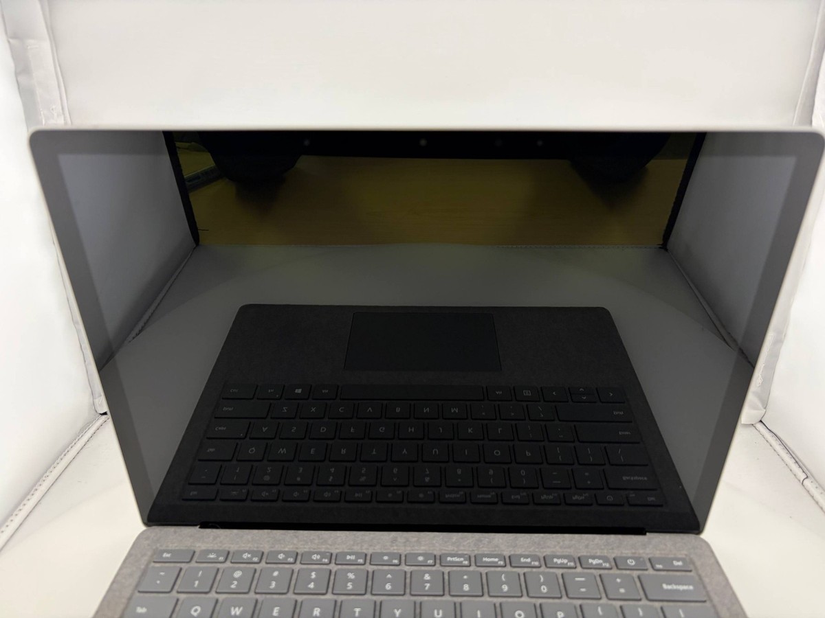Microsoft Surface Laptop 4 i7-1185G7@3.0GHz 16GB RAM 512GB SSD Win