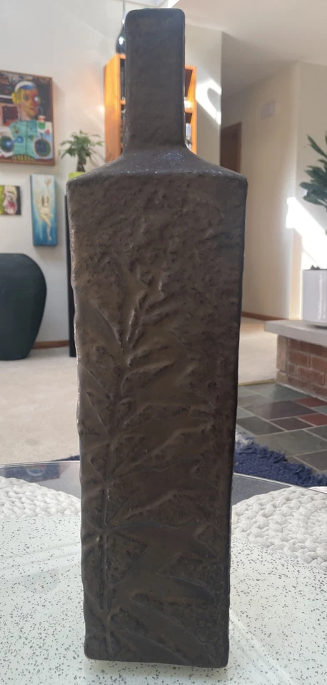 Vaso grande contemporâneo vintage caixa e barril AKIKO texturizado café expresso marrom 18” em excelente estado usado - Imagem 4 de 4