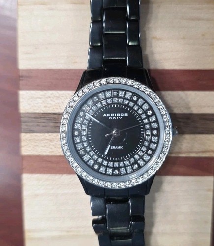 Akribos XXIV AK509BK Kristall akzentuiert schwarz Keramik Analog Damenuhr