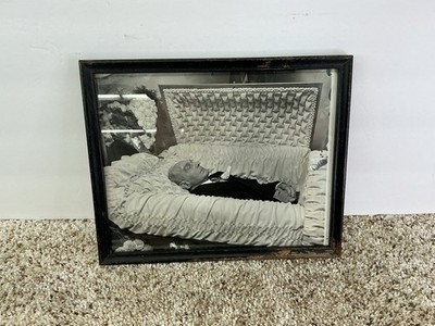 Vintage Post Mortem Framed Photograph Elderly Man In Casket 8.5x10.5 