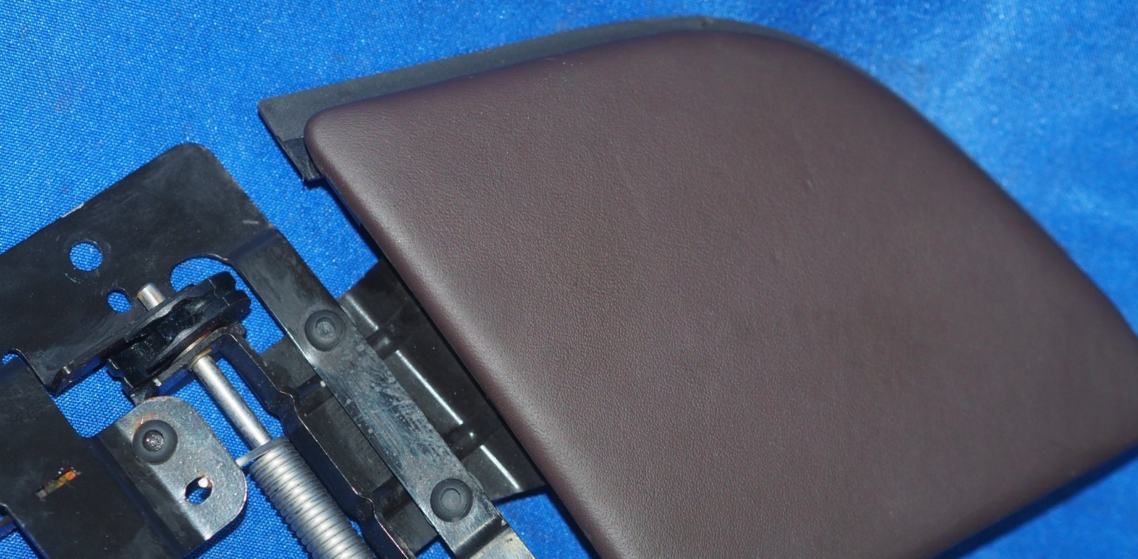 2007-2018 Bentley Continental GTC Convertible Rear Right Flap Brown OEM Okay