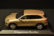 Porsche Cayenne Turbo 2014 Minichamps Dealer Edition Diecast in scale 1/43