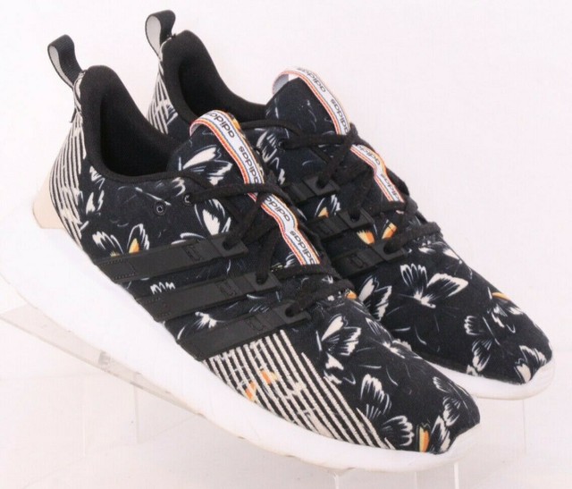 Size 7.5 - adidas Questar Flow Core 