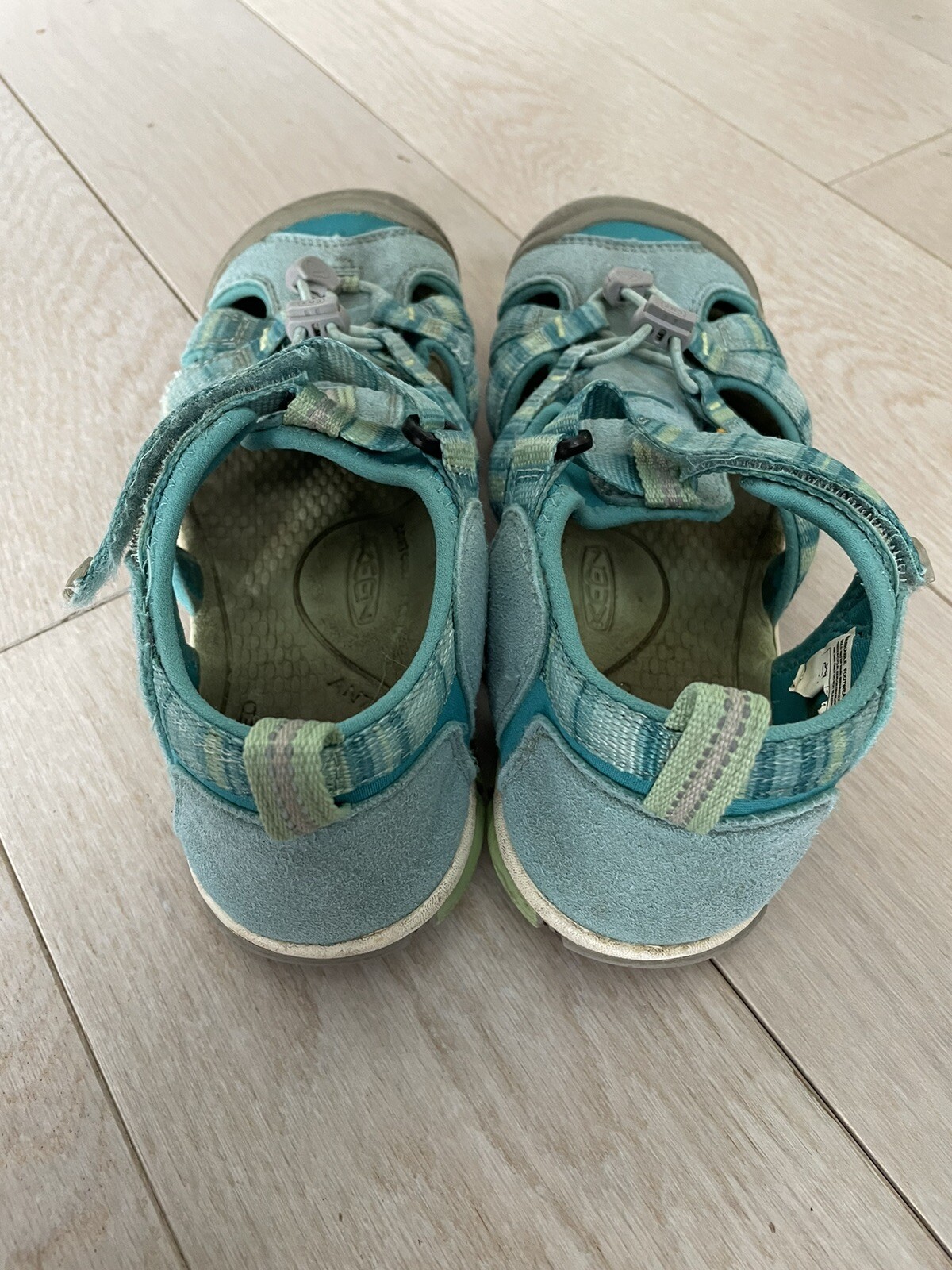 Scarpe Keen CNX sandali ragazzi bambini US 5 EU 37 UK 4 lavabili