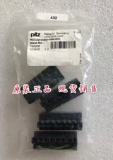 1pcs PILZ Safety module 750008 PNOZ s Set1screw