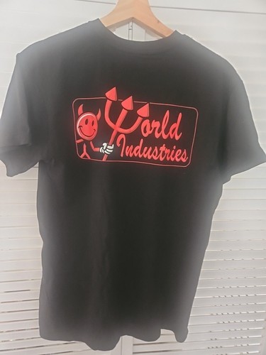 MEDIUM NEW MENS WORLD INDUSTRIES SKATEBOARD DEVIL HELL BOY BLACK T SHIRT(S260) - Picture 2 of 3