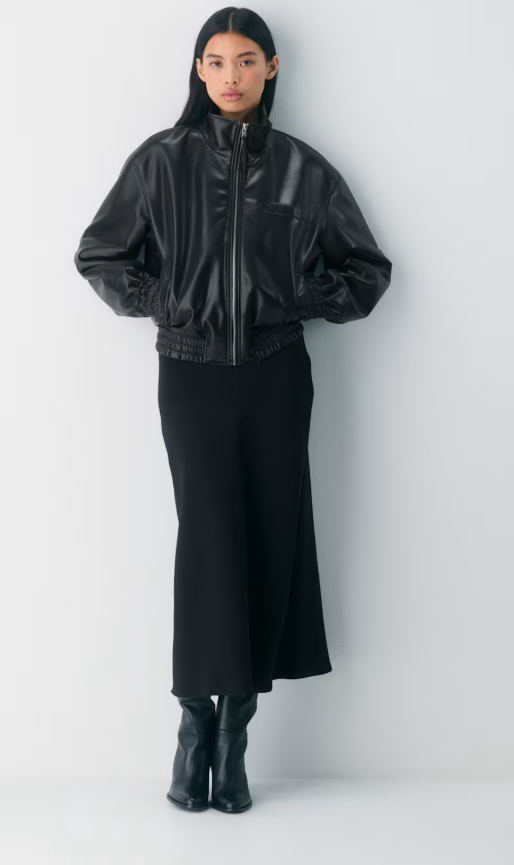 Aritzia Wilfred Devotion Skirt Womens Size 4 Black Side Zip Minimalist Maxi