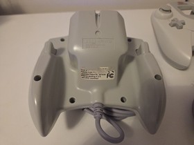 Lot Of 2 Genuine Sega Dreamcast Controllers. HKT-7700 White. Cleaned And Tested