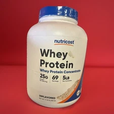 Nutricost Whey Protein Concentrate Unflavored 25g 69 Servings 5lb Exp 7/27