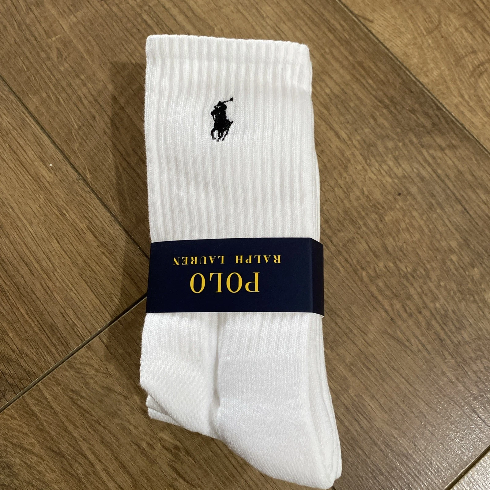 Polo Ralph Lauren Men's White Crew Socks 3-Pack Size Men’s Adults One Size
Opens in a new window or