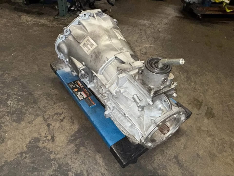 Jeep Wrangler 2007 2008 2009 2010 transmisión manual 4x4 3,8 L 52104740AA 50 k millas Foto 4 de 4