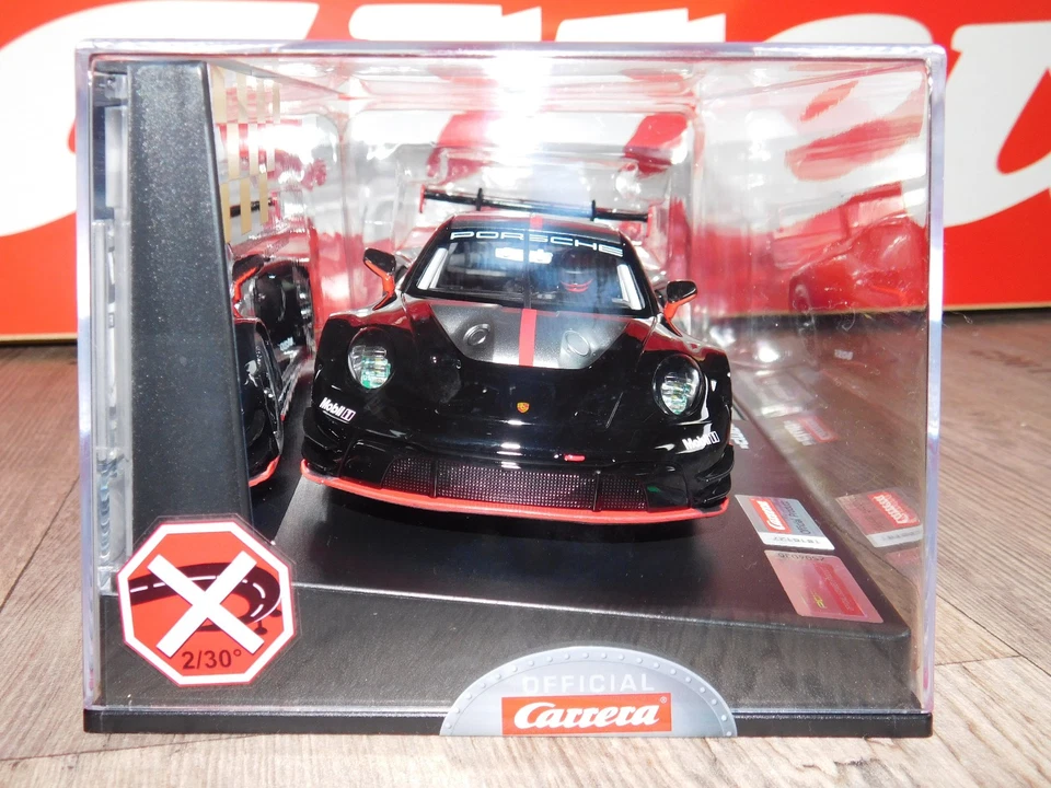 Carrera Digital 124 24001 Porsche 911 GT3 R Clubmodell 2025 - Bild 3 von 4
