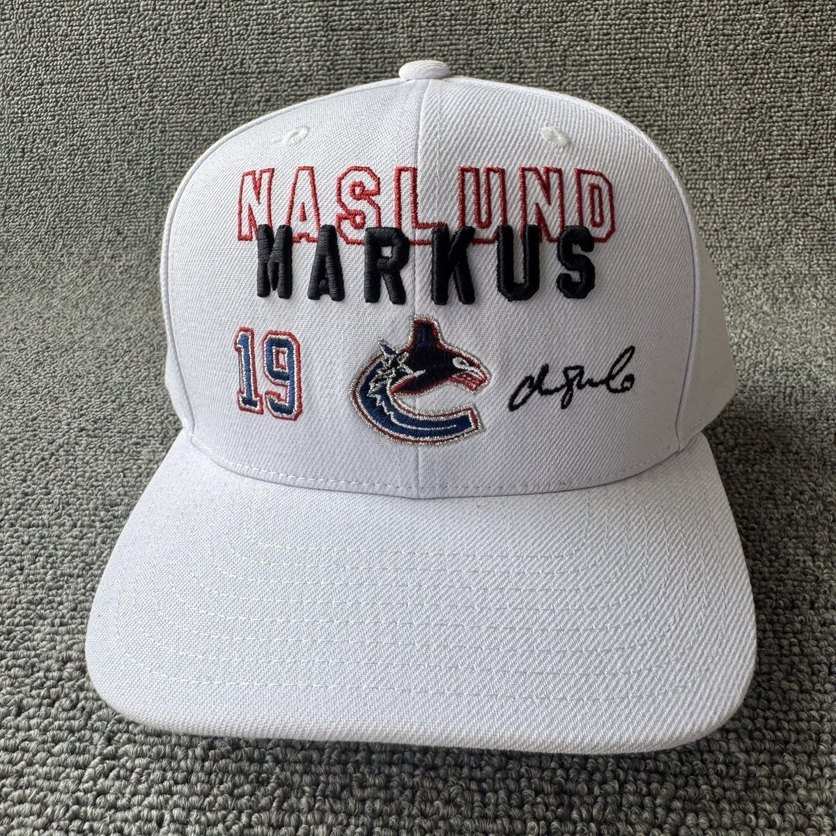 Mitchell & Ness Markus Naslund White Snapback Hat NHL Canucks