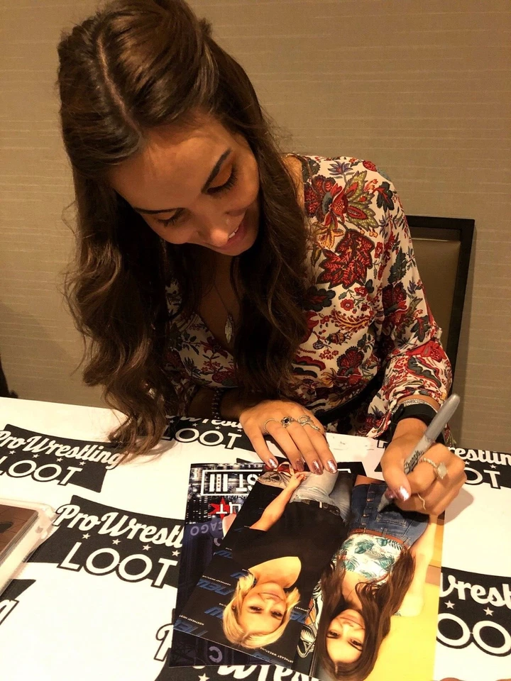 Alicia Atout Signed 8x10 Photo Interview Queen Wrestling AEW WWE Renee Young - Image 2 of 3