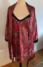VTG California Dynasty Royal Red Paisley Nightgown  Robe w/ Black Velvet Trim