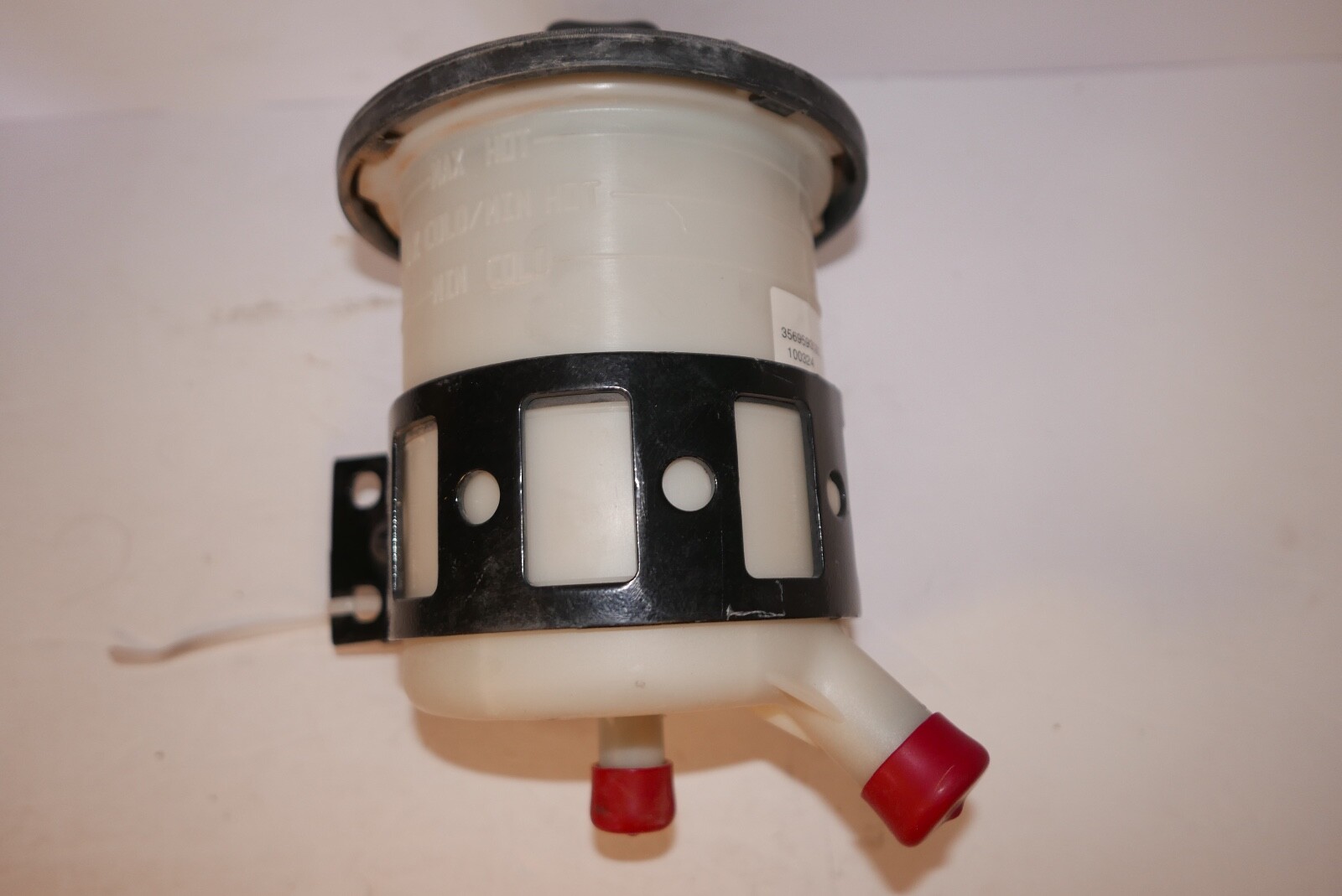 INTERNATIONAL HUMVEE PS RESRVOIR 3569593C93 603-5106 3558153C93 