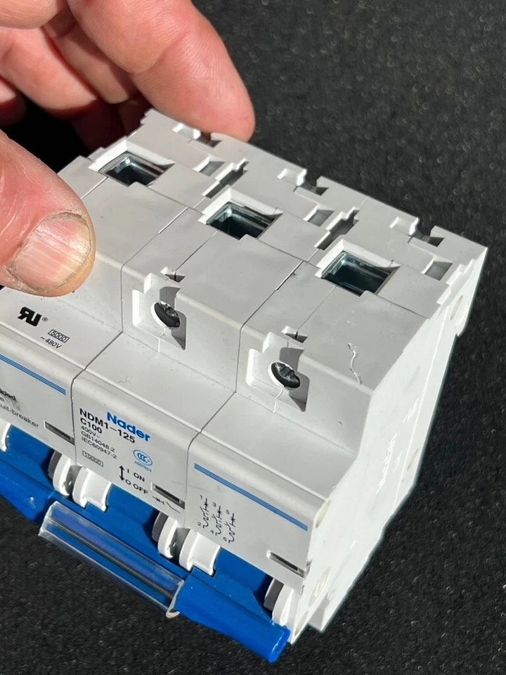 Nader NDM1-125 C100 AC400V литой корпус выключатель GB14048.2 *гарантия * бесплатная доставка - Изображение 4 из 4