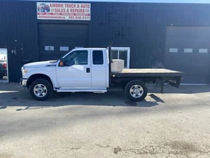 2016 Ford Super Duty F-350 SRW XLT Flat Deck truck 6.2 L V8 Gas !!4x4!!