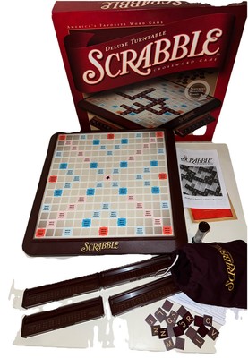 Scrabble Deluxe Turntable Crossword Game 2001 Edition EXCELLENT Plus BONUS Book