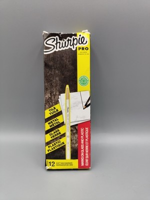 (11) Sharpie   - White Medium Blunt Tip Peel-Off China Marker