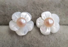 14k Yellow Gold Mother of Pearl Abalone Pink Pearl Flower Earrings Plumeria Stud
