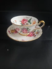 Royal Chelsea Fine Bone China Pink Roses Tea Cup And Saucer Gold Trim