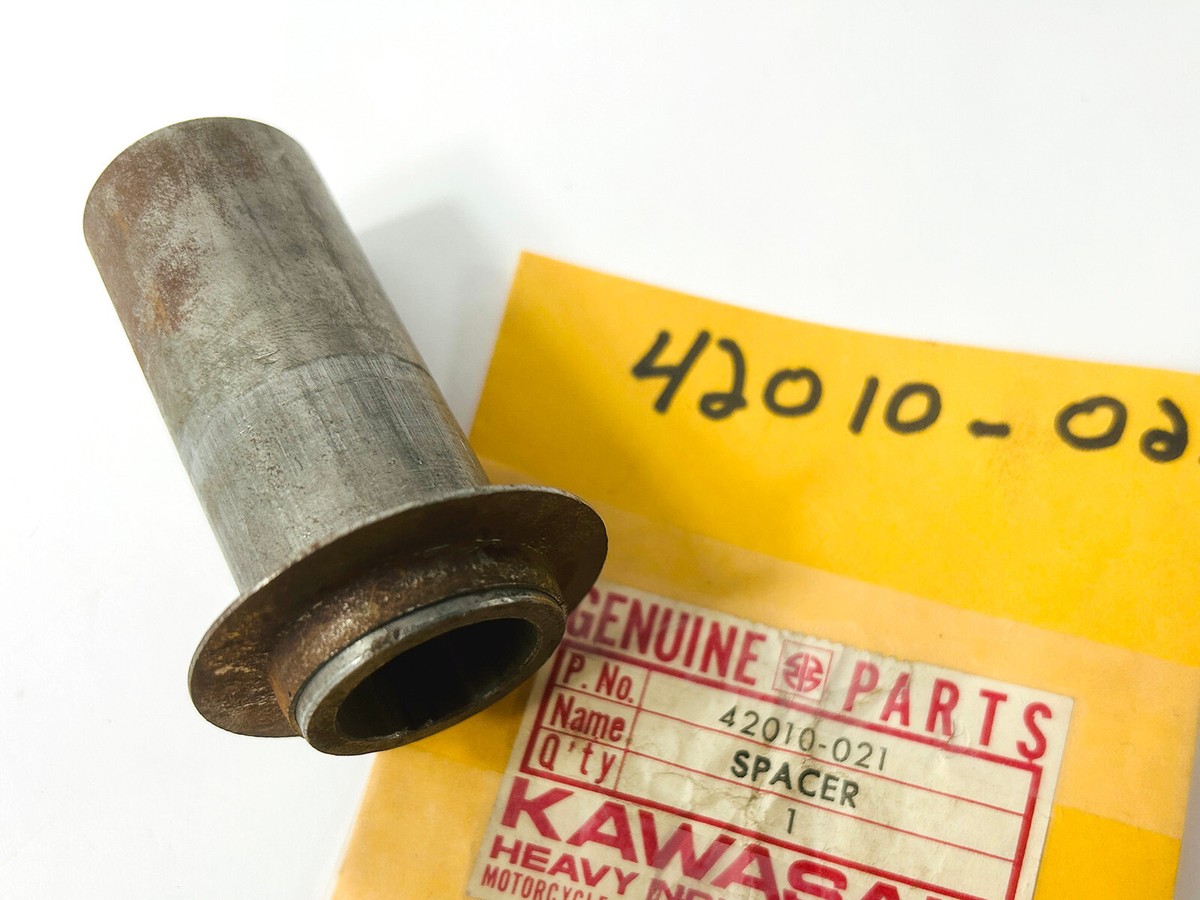 NOS KAWASAKI Z1 900 H2 KZ900A REAR HUB BEARING SPACER 42010-021 | eBay