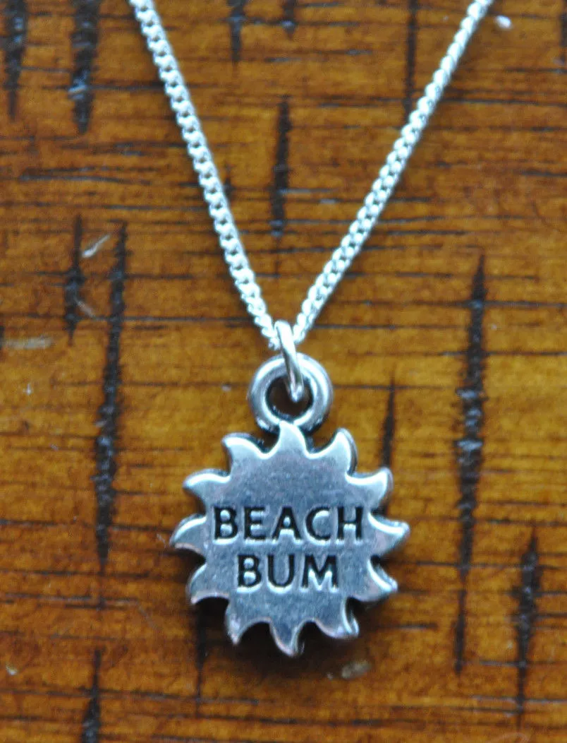 Beach bum deals necklace