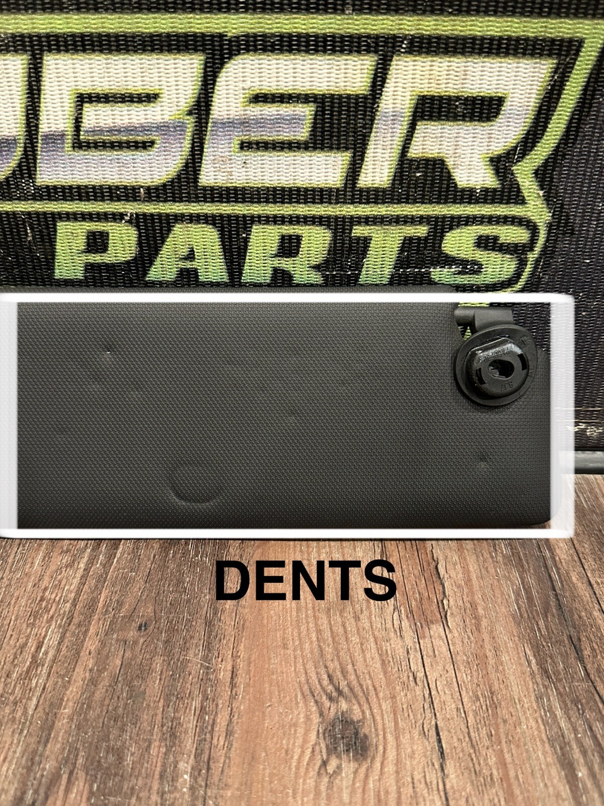 2017-18 AUDI R8 DRIVER LEFT SUN VISOR BLOCKER OEM *DENTS/READ*