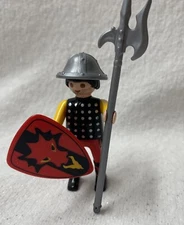 Playmobil 3319 3269 5757 Dragon Knight Red Yellow Barron Youth Shield Halberd