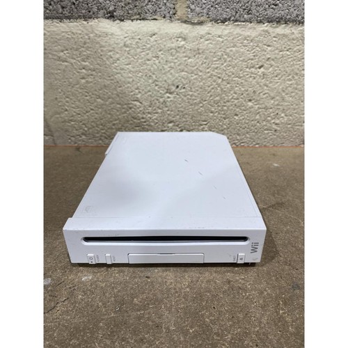 Nintendo Wii RVL-001(EUR) Video Gaming Console White USB Port 36W w/ Accessories - Picture 2 of 15