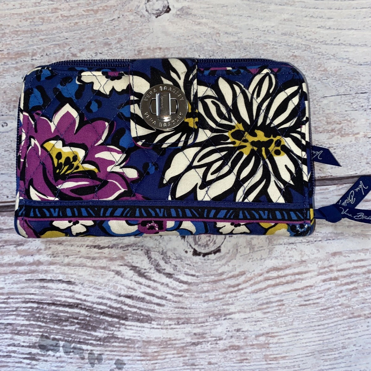 Vera Bradley African Violet Turn Lock Clutch Zip Around Wallet