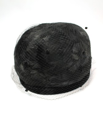  Vintage Toque Hat Sz S 6 7/8 60s Black Feather Velvet Tulle Netting Richard