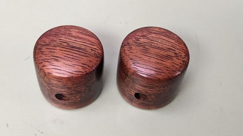2 Gitarrenknöpfe, KOA HOLZ, French Polish Finish, Set Scr, 1/4" SCHAFT, Sechskantschlüssel inkl